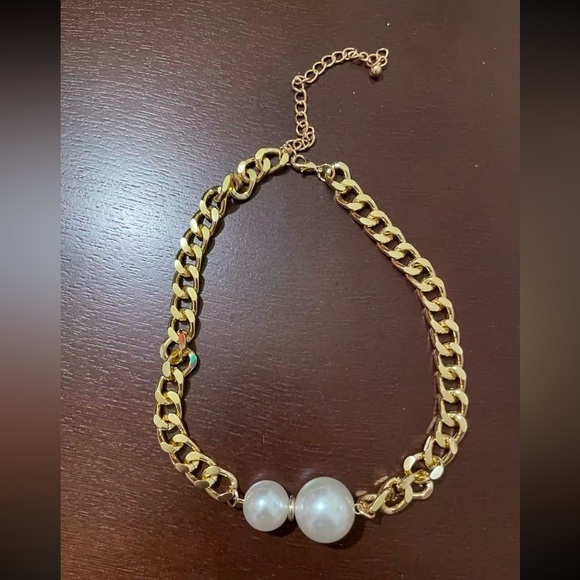 Ginevra Pearl Gold Chain Statement Necklace - Picture 13 of 13